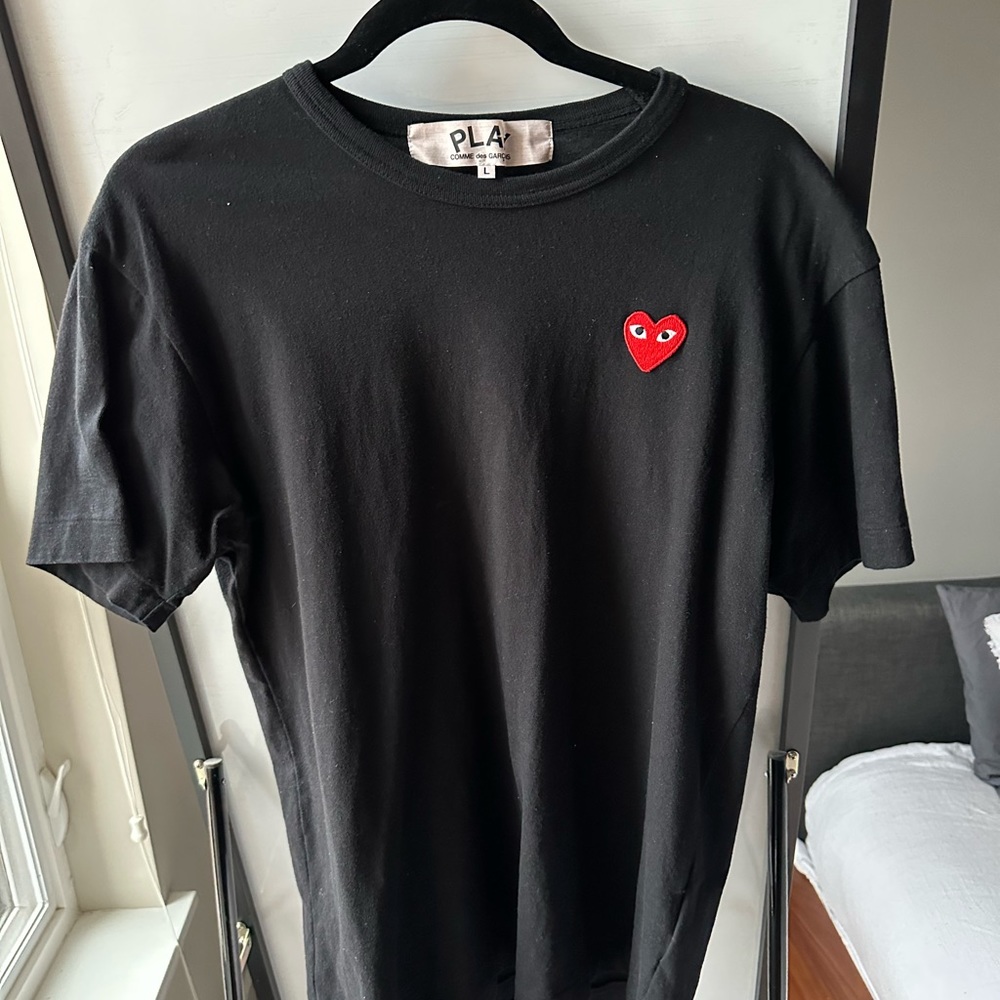 Cdg play tshirt